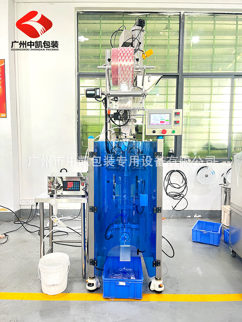 新款夾拉包裝機(jī).jpg